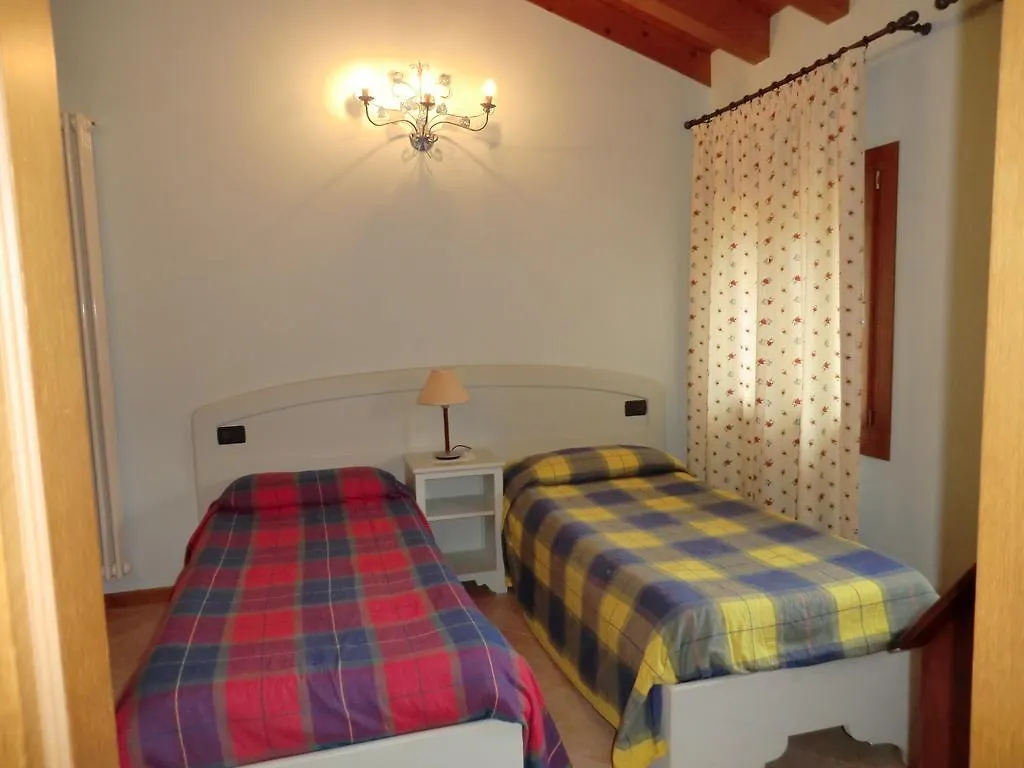 Country House Cunial Hotell Cavaso Del Tomba Italien